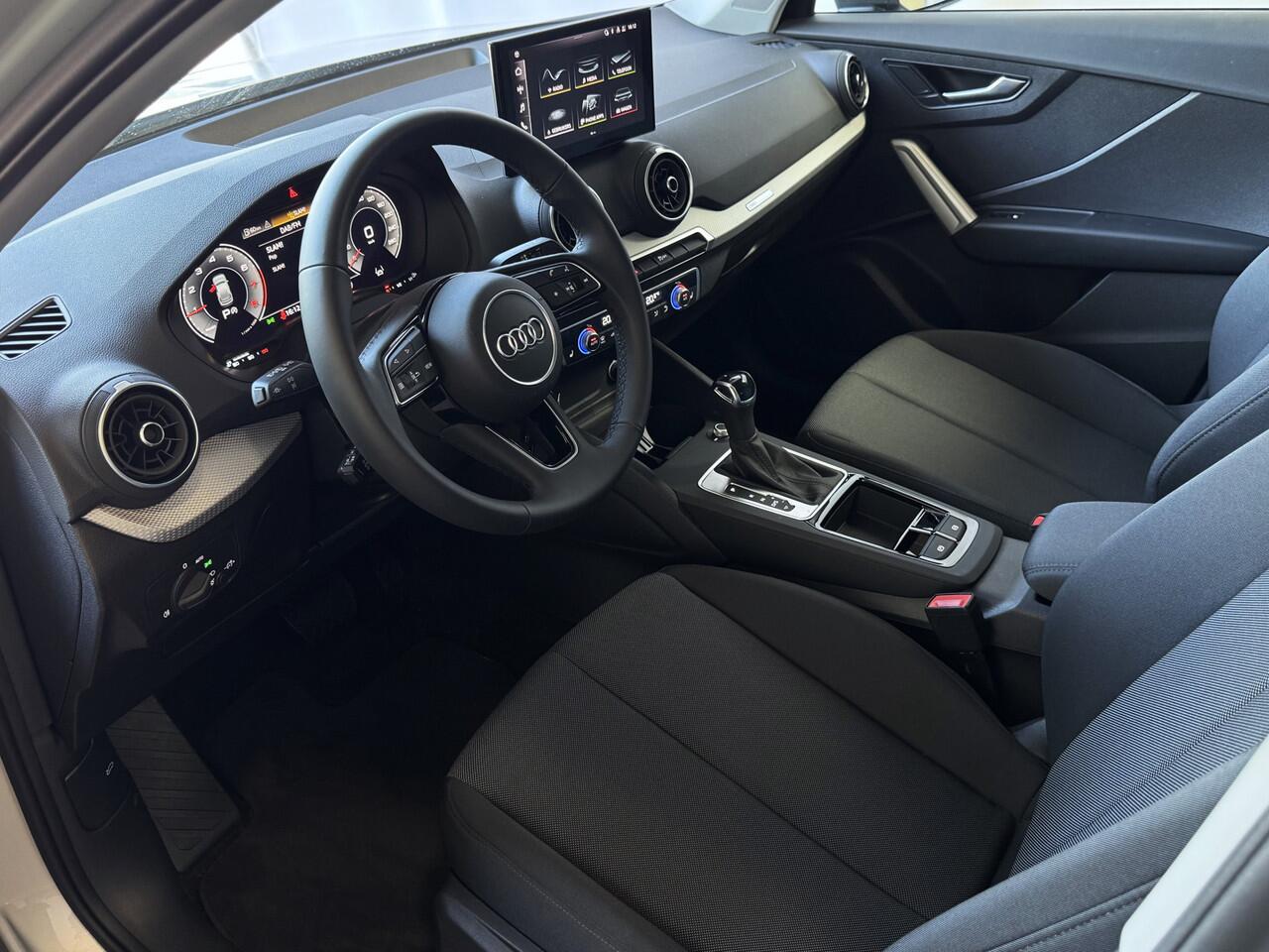 Audi Q2 35 TFSI 1.5 11/2024 ?NIEUW MODEL? S EDITION 150PK VIR.COCKPIT 18''LMV TOUCHSCREEN CARPLAY NAVI CAMERA LED STOELVERW. PDC 11/2024 "Audi rijden begint bij Topautos.nl - 20 Audi topmodellen direct op voorraad!"