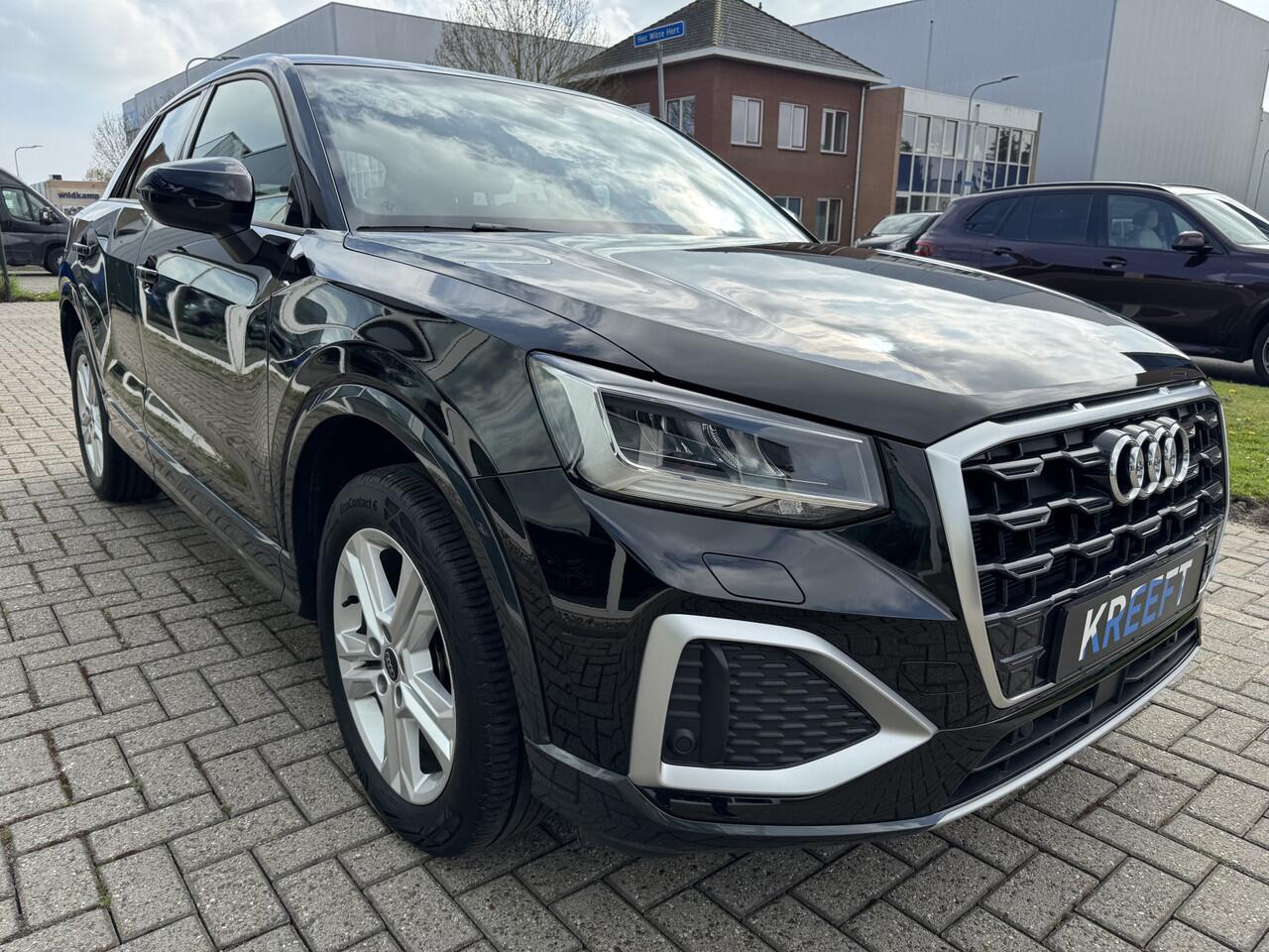 Audi Q2 35 TFSI S Edition Zwart metallic | Fabrieksgarantie