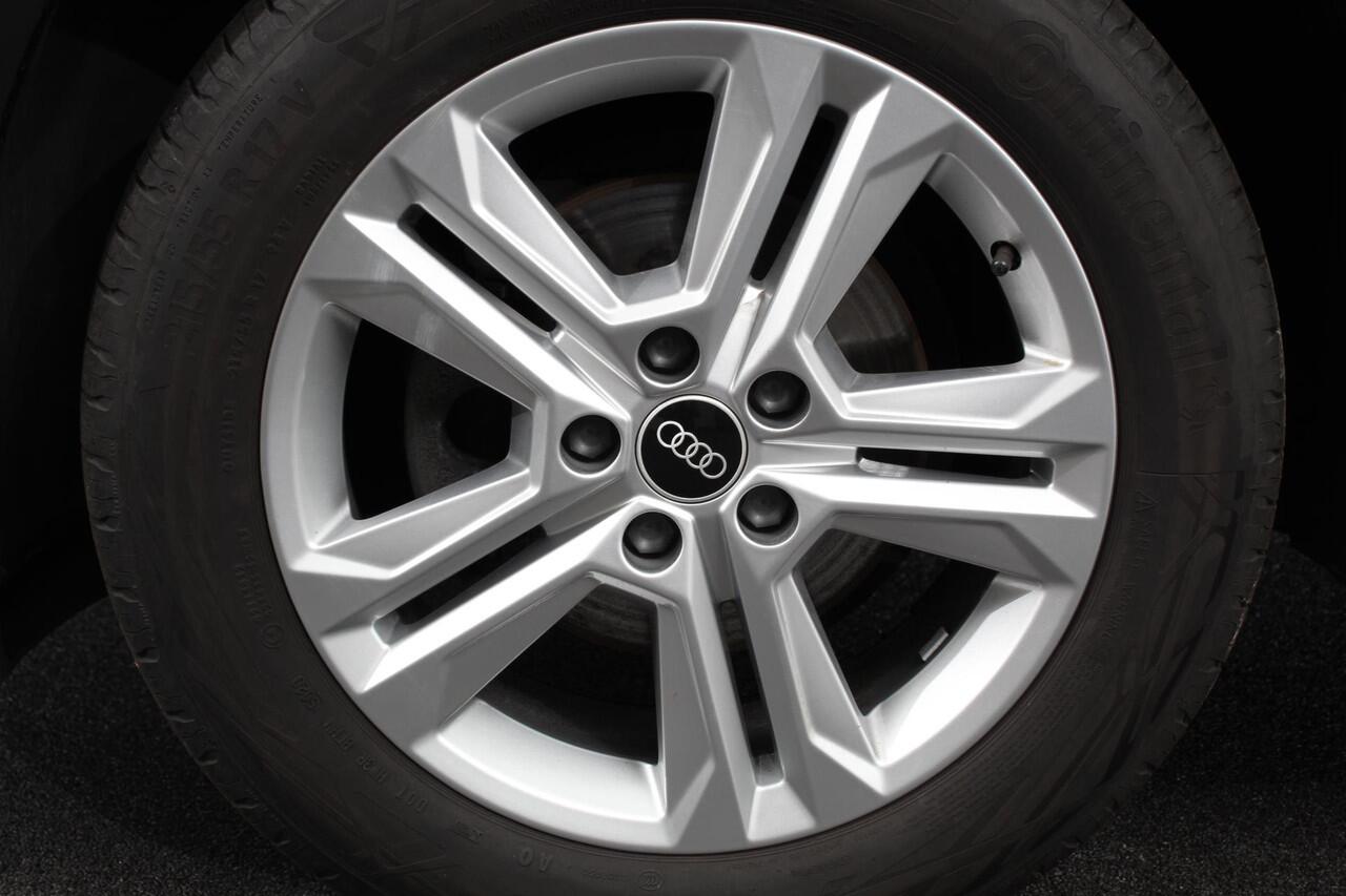 Audi Q2 35 TFSI 150pk S-tronic Prestige | Navigatie | Apple Carplay/Android Auto | Camera | Parkeersensoren | Adaptive Cruise Control | Stoelverwarming | Climatronic