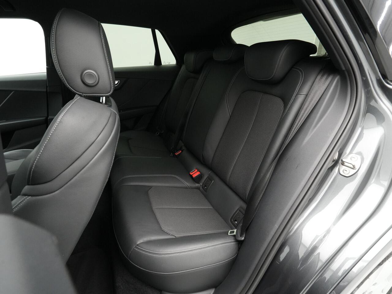 Audi Q2 35 TFSI 150pkS-tronic S-line Navigatie Privacy glas viritueel cockpit 92