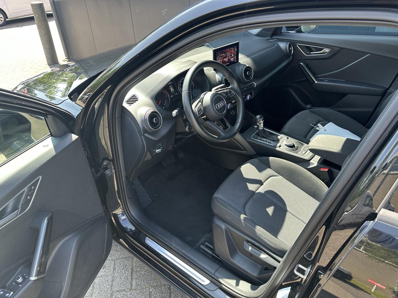 Audi Q2 35 TFSI epic | Navigatie | Cruise control