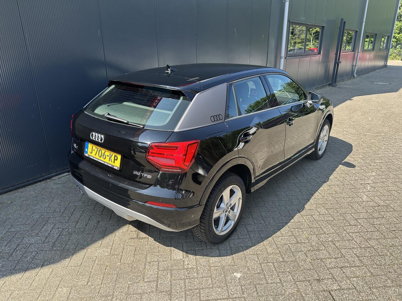 Audi Q2 35 TFSI epic | Navigatie | Cruise control