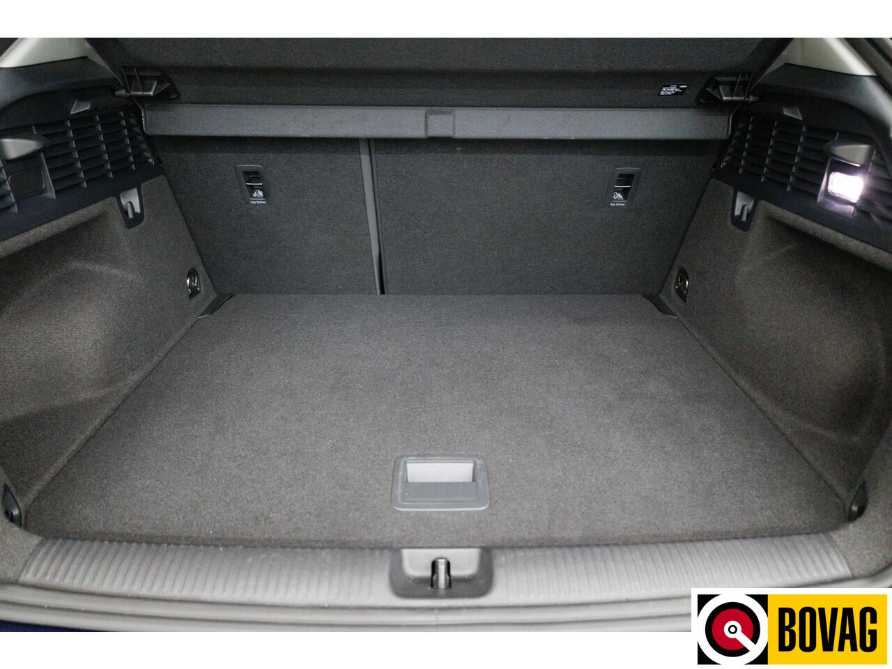 Audi Q2 35 TFSI Advanced ed. 150 PK | Stoelverwarming | Navigatie | Virtual cockpit | Adap. cruide | App. connect, Parkeersensoren achter, All season banden