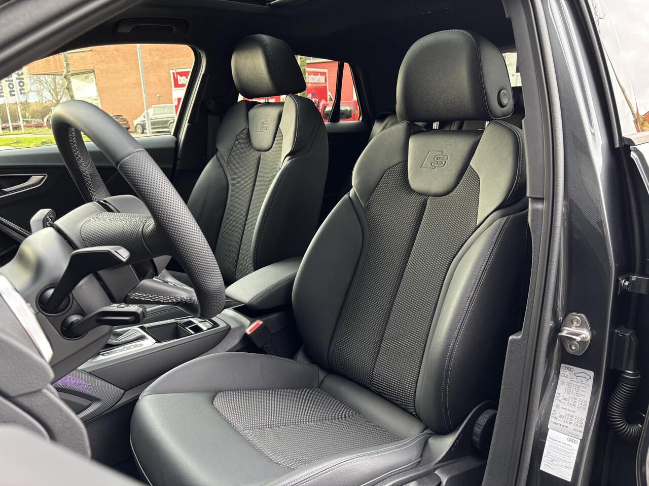 Audi Q2 35 TFSI S Edition Panoramadak NL-Auto, 1e Eigenaar!