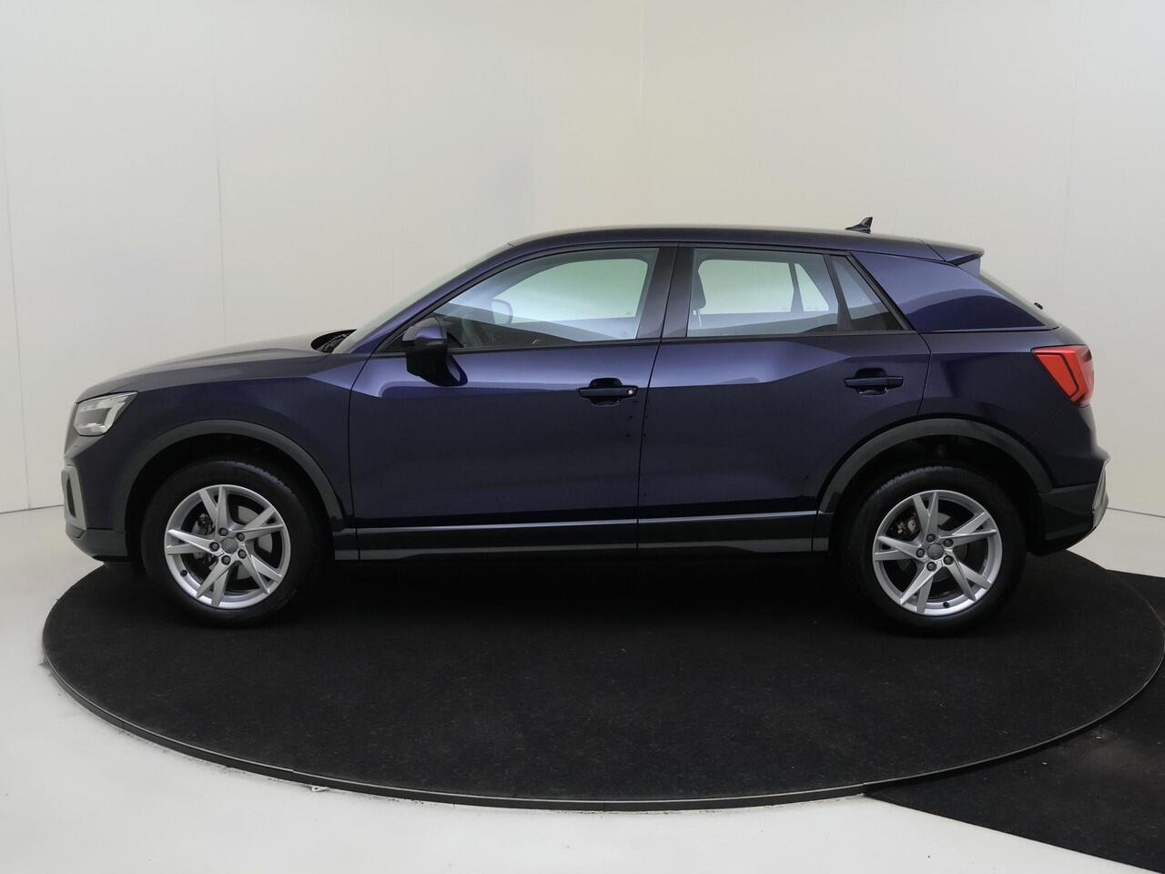 Audi Q2 35 TFSI Business Edition | Keyless | Achteruitrijcamera | Stoelverwarming | LED matrix verlichting | CarPlay | Adaptieve cruise control | Elektrisch inklapbare buitenspiegels |