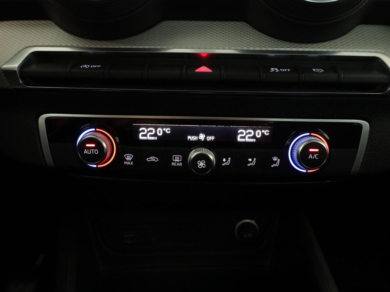 Audi Q2 30 TFSI Pro Line 110 pk | Navigatie via App | Panoramadak | Parkeersensoren achter | LED koplampen | Apple Carplay/Android Auto |