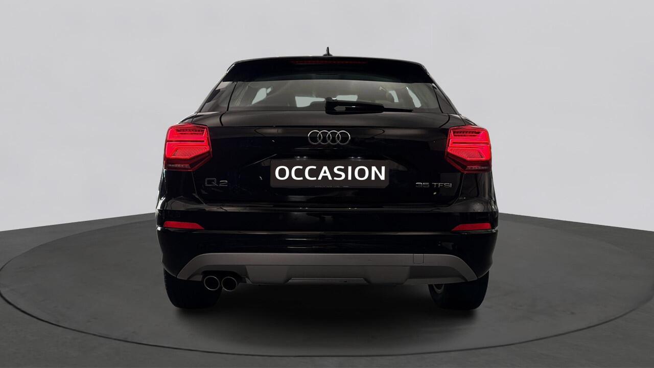 Audi Q2 35 TFSI 150Pk Epic / PDC V+A / Sportstoelen / DAB Radio