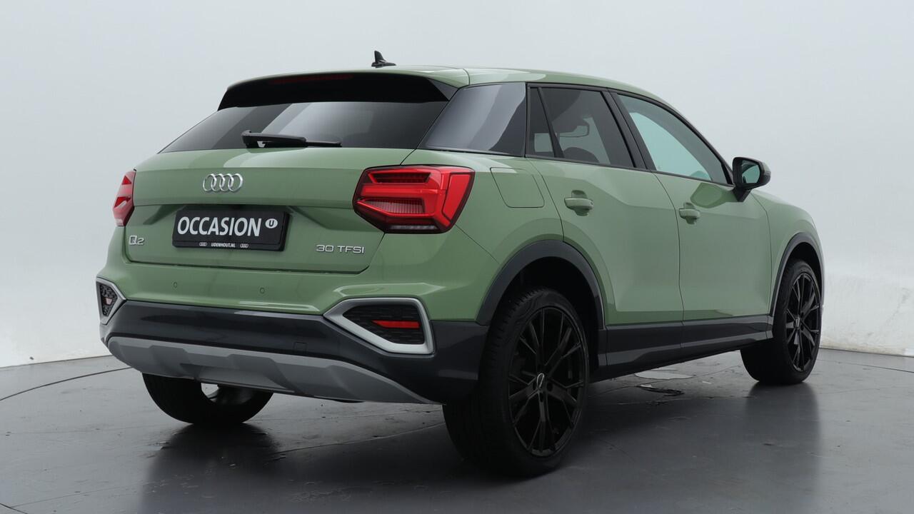 Audi Q2 30 TFSI Advanced edition | Camera | PDC v+a | 18" LMV |