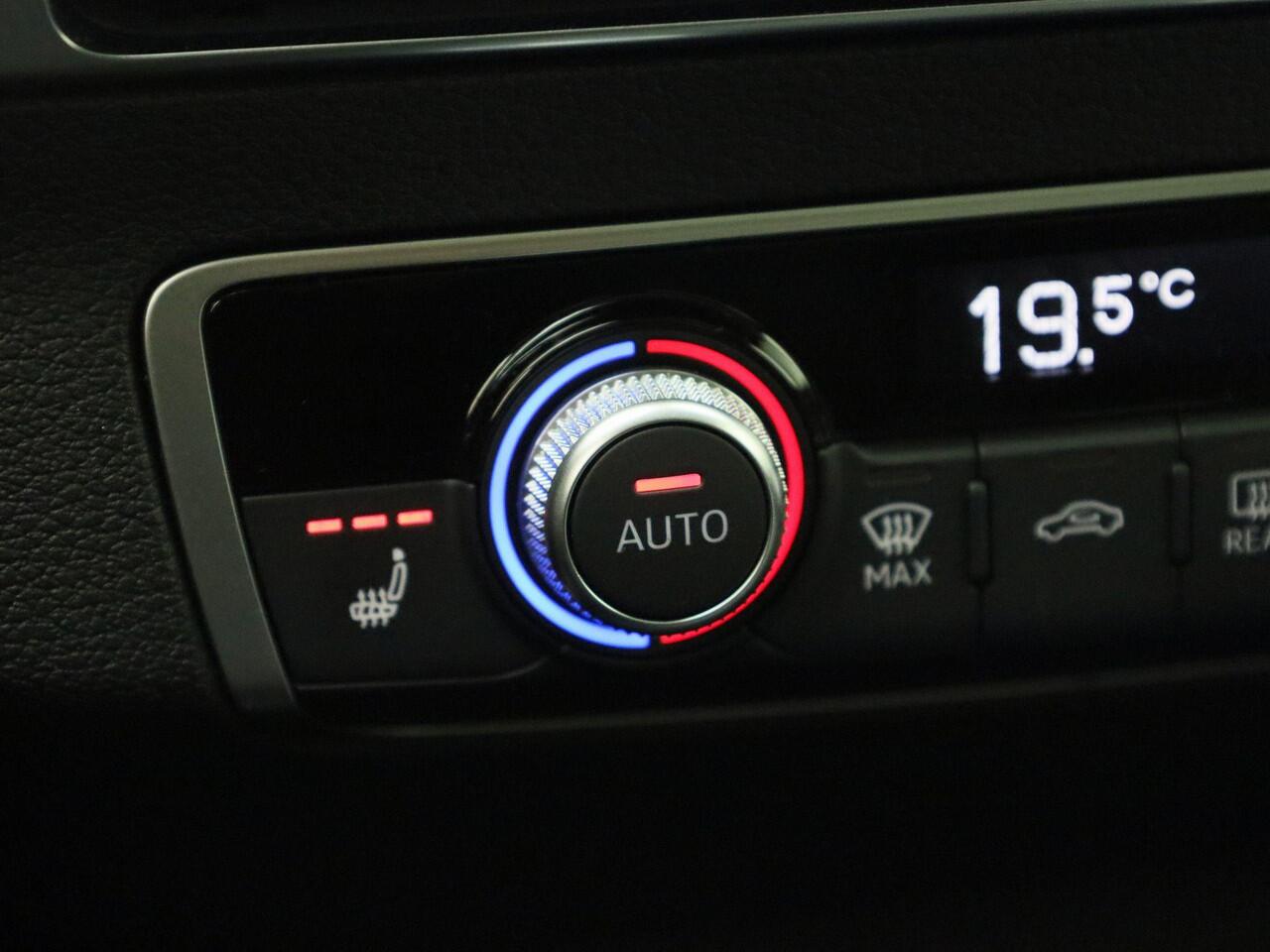 Audi Q2 35 TFSI/150PK S-Tronic S Edition · Panoramadak · Apple/Android Car Play · Camera + Parkeersensoren