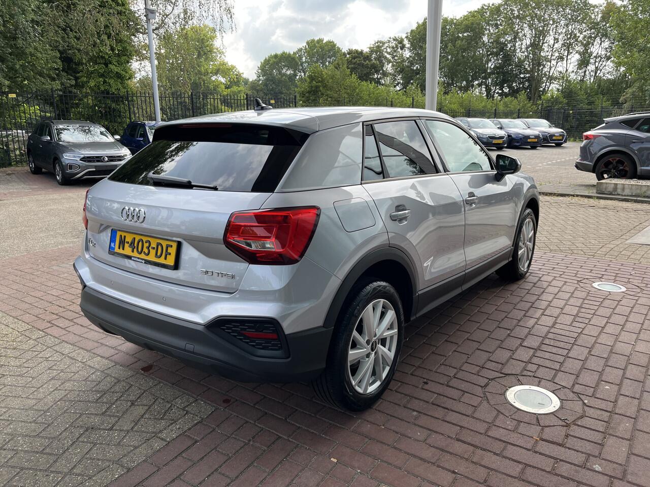 Audi Q2 30 TFSI Pro Line / Clima / Parkeersensoren / 17" LMV