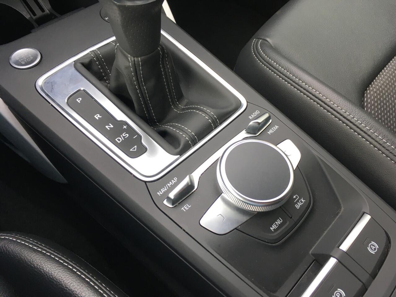 Audi Q2 35 TFSI S-line B&O Standverwarming