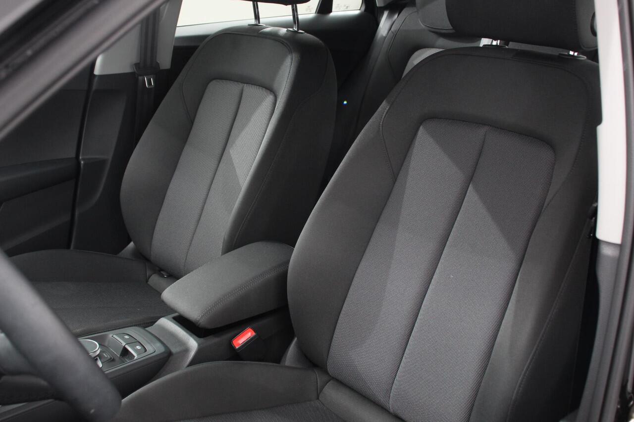 Audi Q2 35 TFSI 150pk S-tronic Prestige | Navigatie | Apple Carplay/Android Auto | Camera | Parkeersensoren | Adaptive Cruise Control | Stoelverwarming | Climatronic