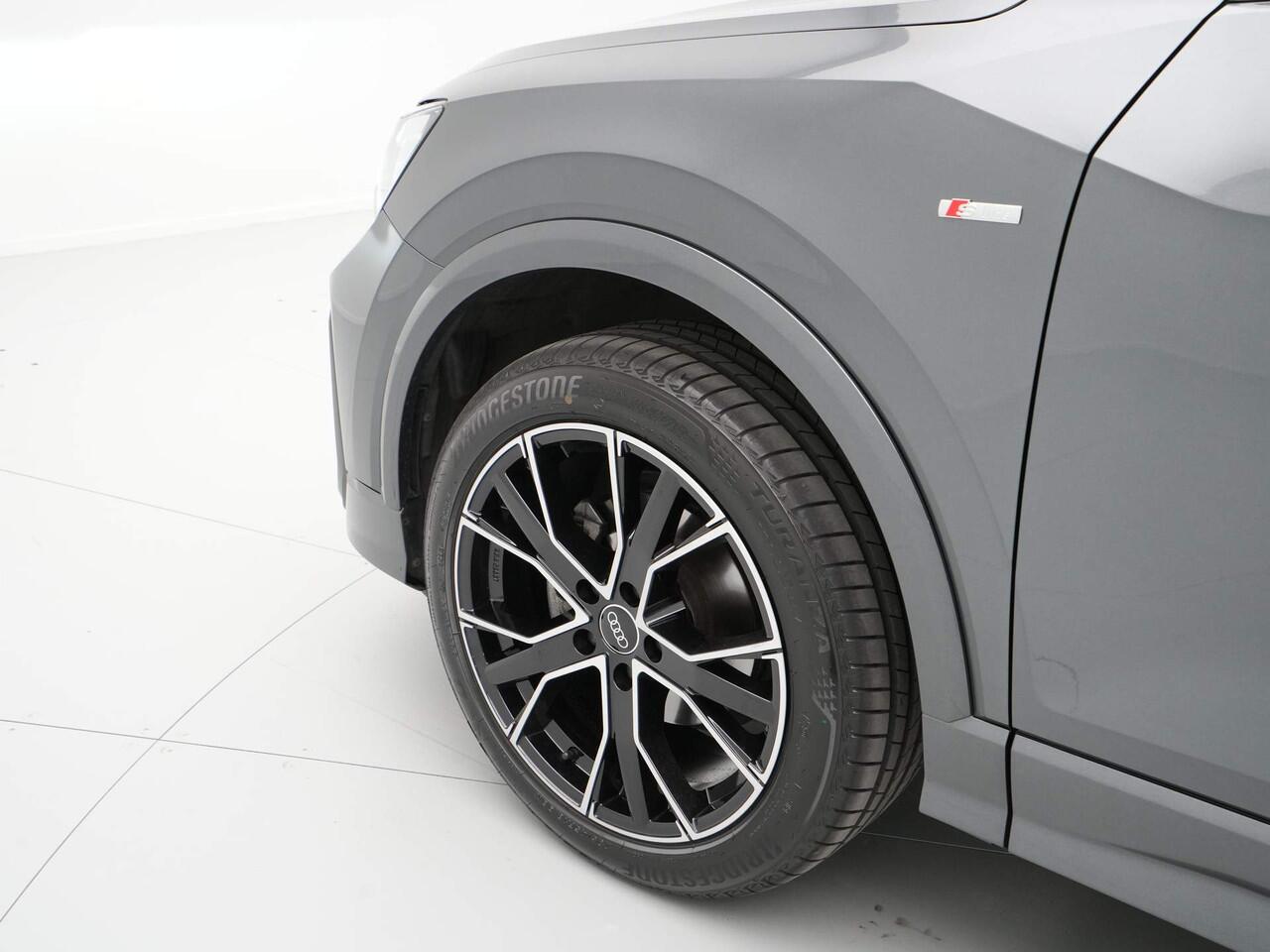 Audi Q2 35 TFSI S Edition S Line Active info display Navigatie 73