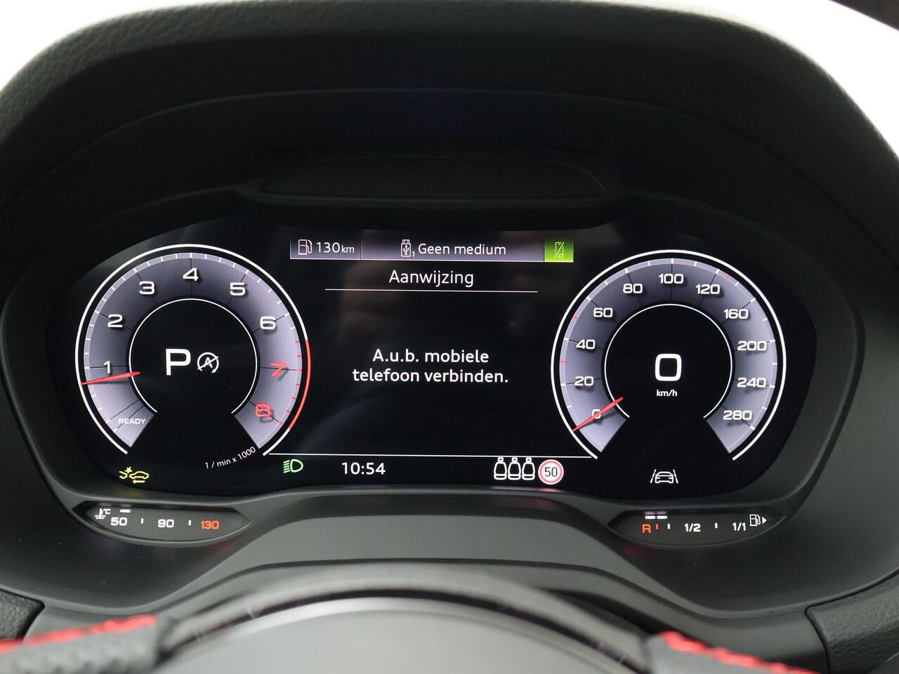 Audi Q2 35 TFSI S Edition | 150 PK | Automaat | Trekhaak | Matrix LED | S line interieur | S line |