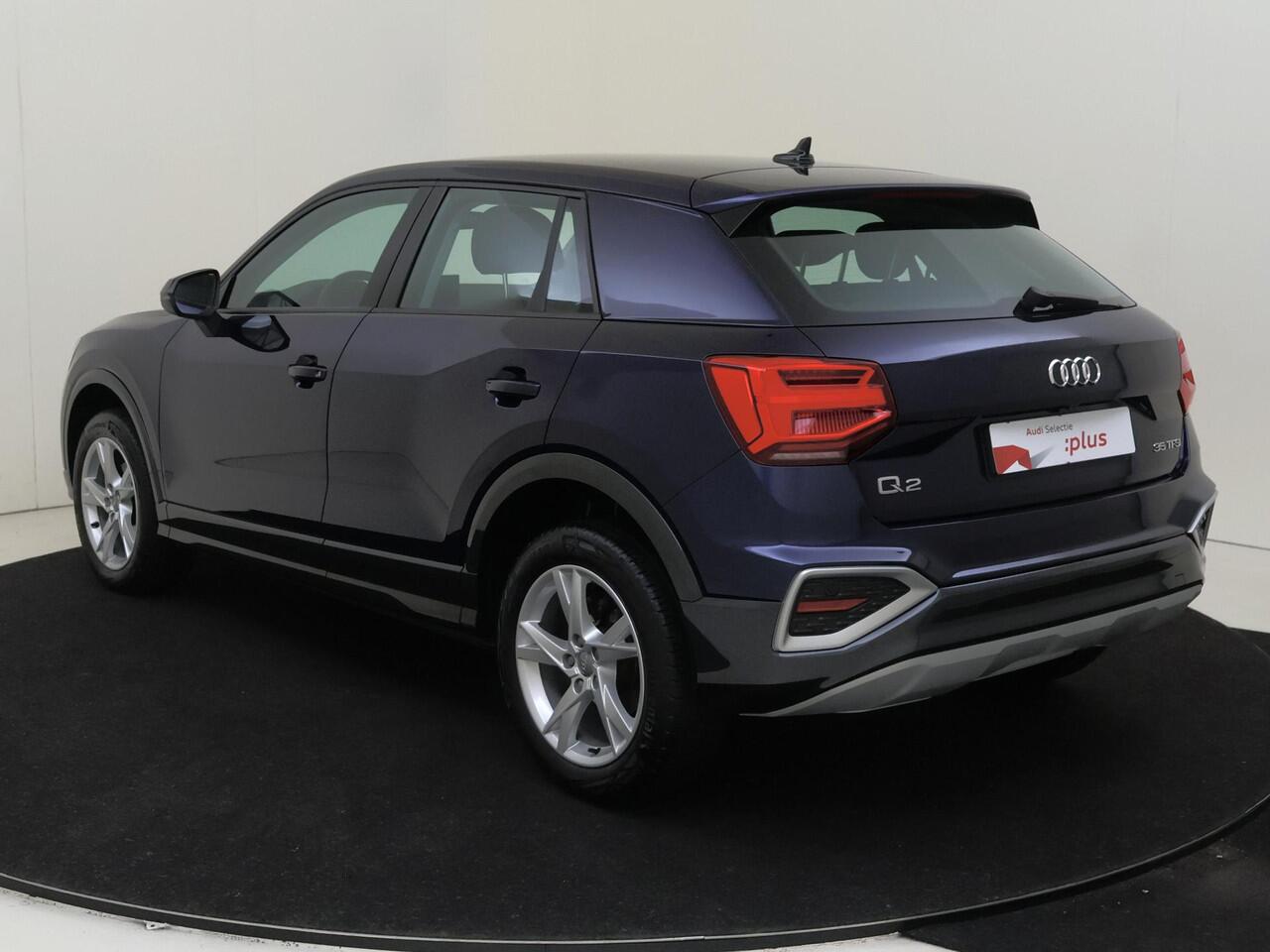 Audi Q2 35 TFSI Business Edition | Keyless | Achteruitrijcamera | Stoelverwarming | LED matrix verlichting | CarPlay | Adaptieve cruise control | Elektrisch inklapbare buitenspiegels |