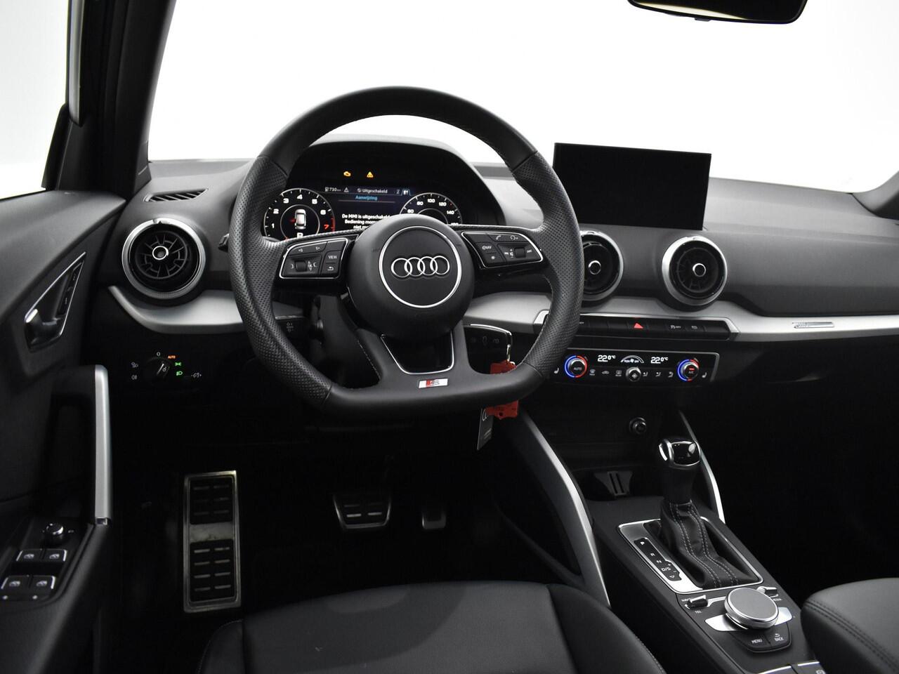 Audi Q2 35 Tfsi 150pk S-tronic S Edition · Apple/Android Car Play · Navi · Cruise Control · Stoelverwarming · P-Sensoren · 17'' Inch · Garantie t/m 13-03-2028 of 100.000km