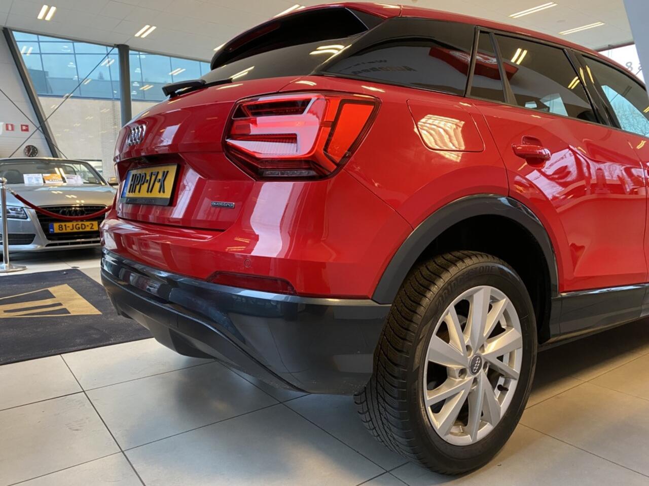 Audi Q2 40 TFSI quattro AUTOMAAT/Navigatie/Virtual cockpit/Climate control/Adaptive cruise control/Achteruitrijcamera/Parkeersensoren rondom/Stoelverwarming/Elektrische achterklep/\Keyless/DAB/Lederen bekleding/17'' Lichtmetalen velgen.