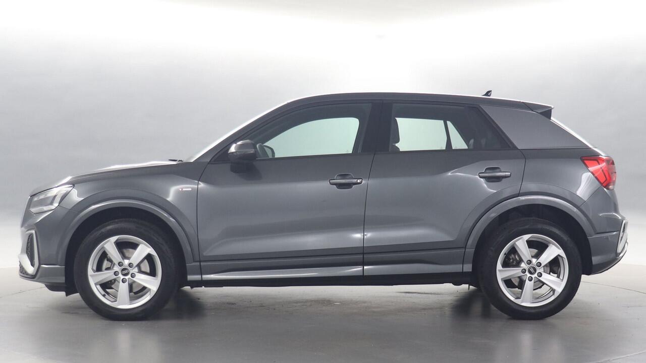 Audi Q2 35 TFSI 150pk S Edition S-Tronic / Navigatie / Adaptive Cruise Control / LED