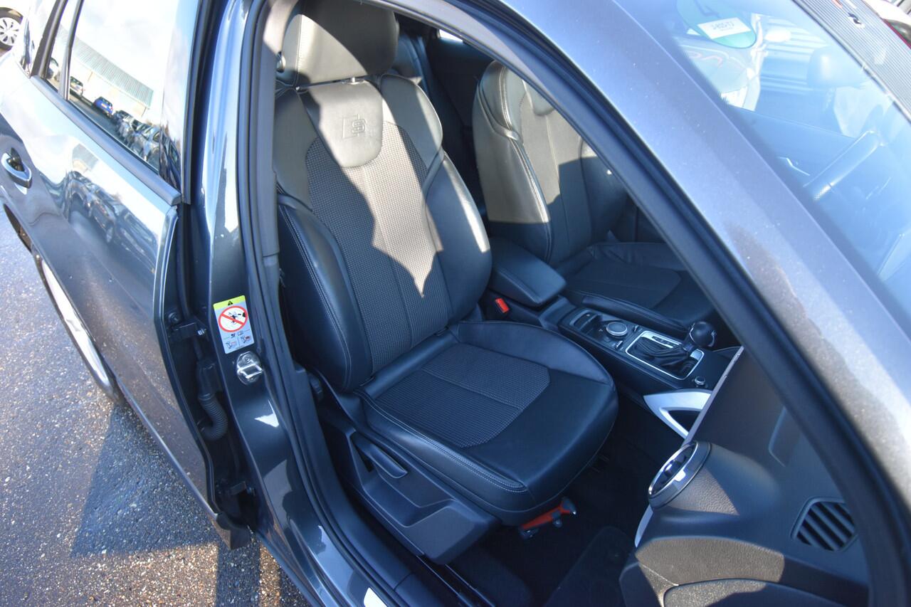 Audi Q2 35 TFSI S Edition , NAVI , CLIMATR , LED KOPL , PDC A , LMV 17 , CR CONTR ,