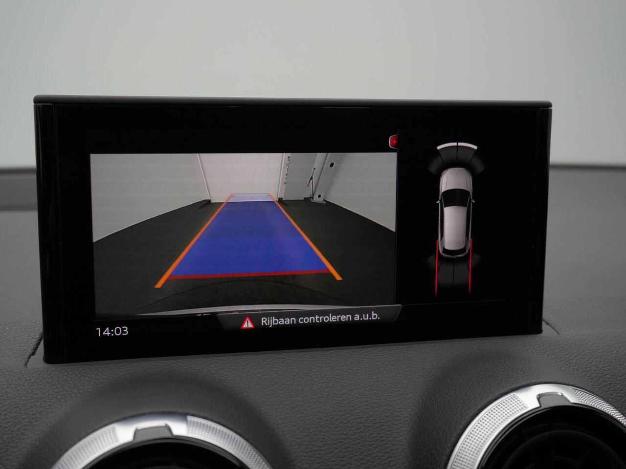 Audi Q2 35 TFSI 150 pk S-tronic Advanced edition / S-Line | Panoramadak | Matrix LED | Achteruitrijcamera | Stoelverwarming