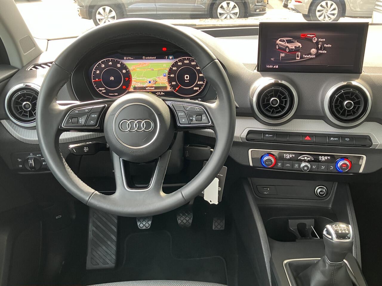 Audi Q2 30 TFSI Advanced edition Navigatie, Climate-control, lichtmetalen velgen