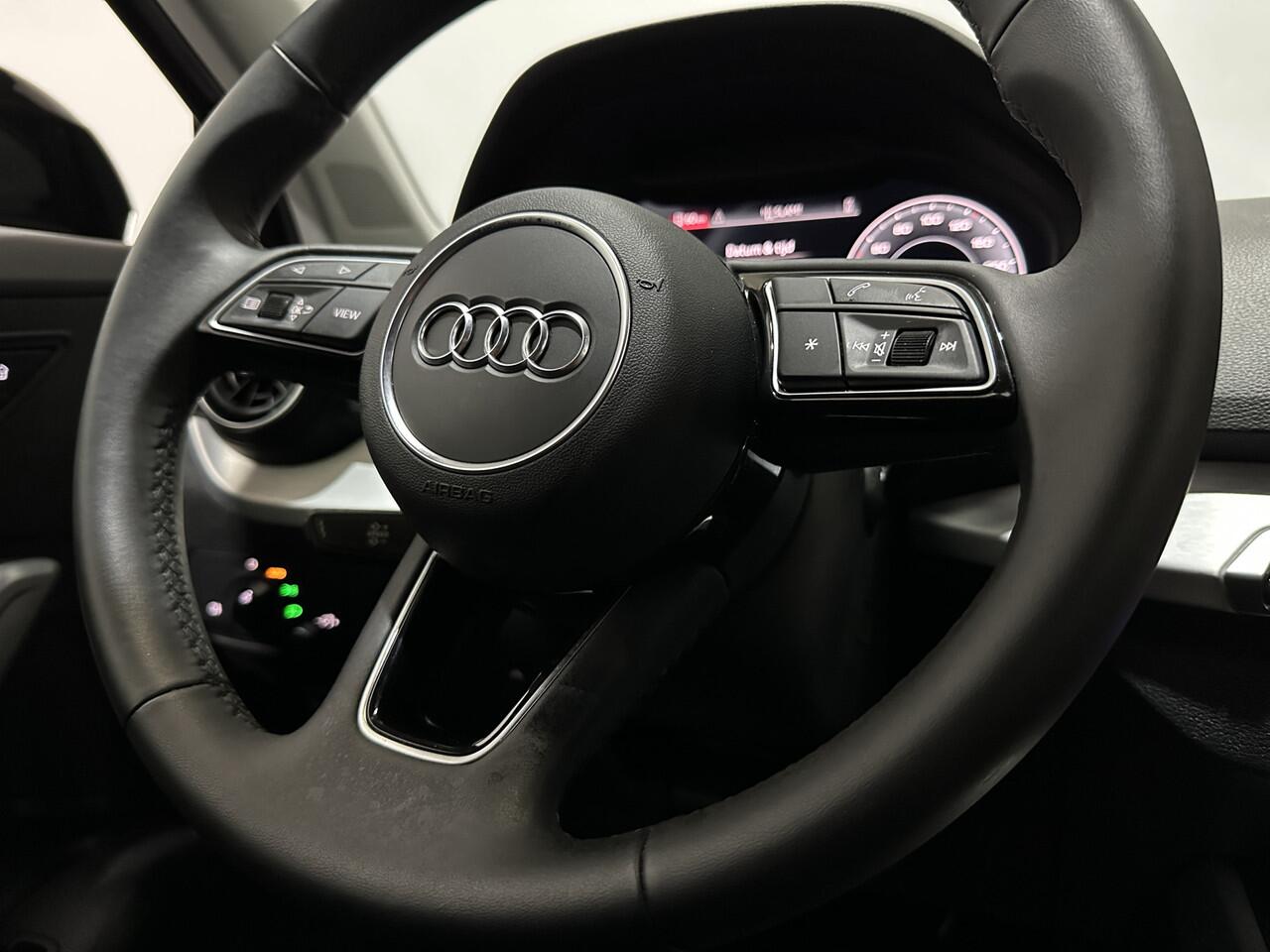 Audi Q2 35 TFSI Advanced edition - Bluetooth / Stoelverw. / Parksens. achter