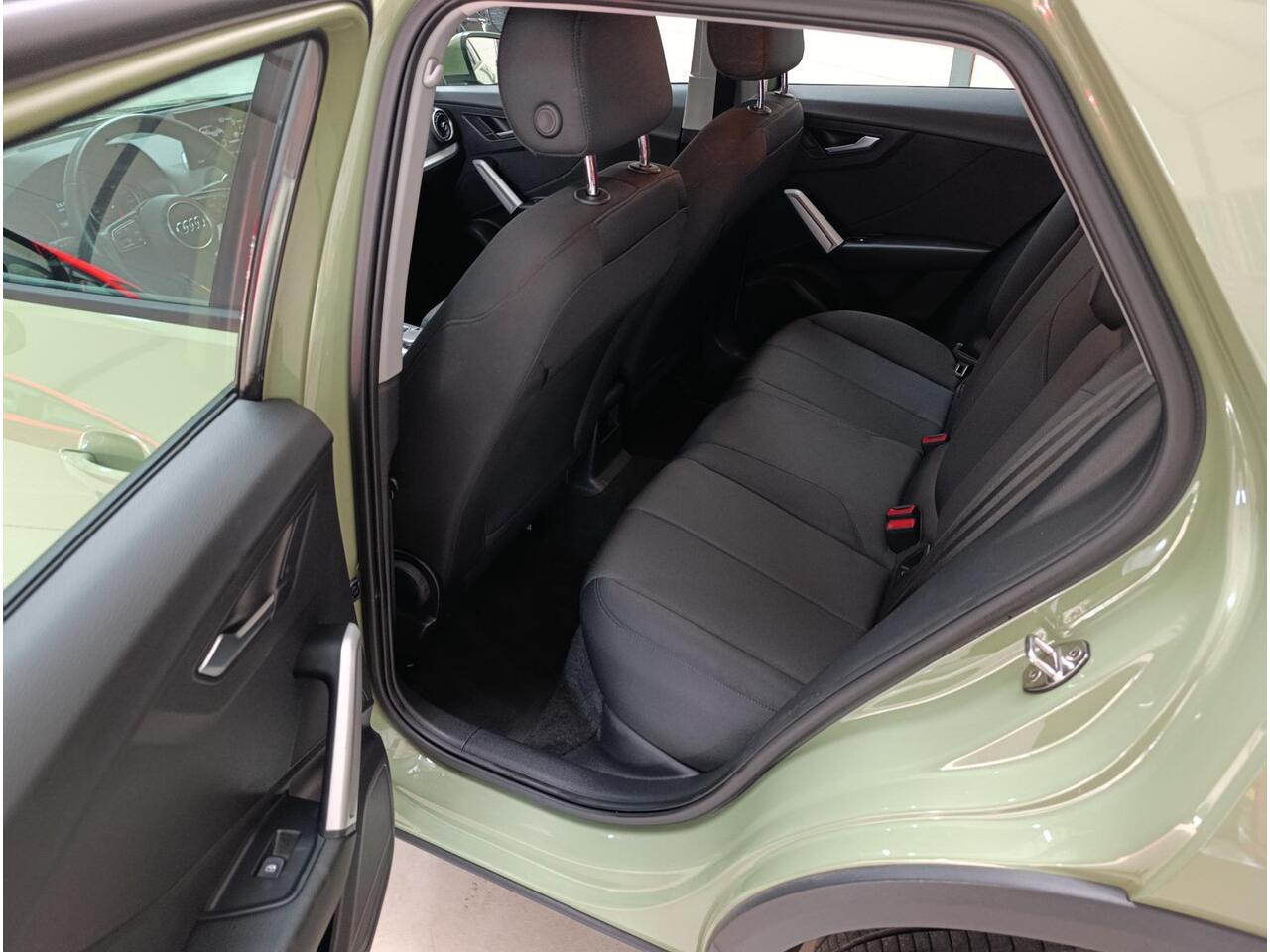 Audi Q2 35 TFSI Pro Line Automatische airco | Parkeersensoren achter | LED koplampen | Automaat