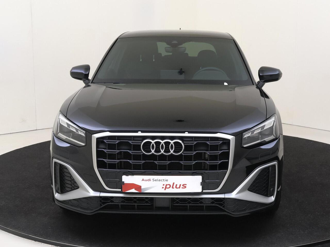 Audi Q2 35 TFSI S Edition | LED matrix verlichting | CarPlay | Virtual cockpit | Cruise control | Navigatie | S-line interieur | Climate control |