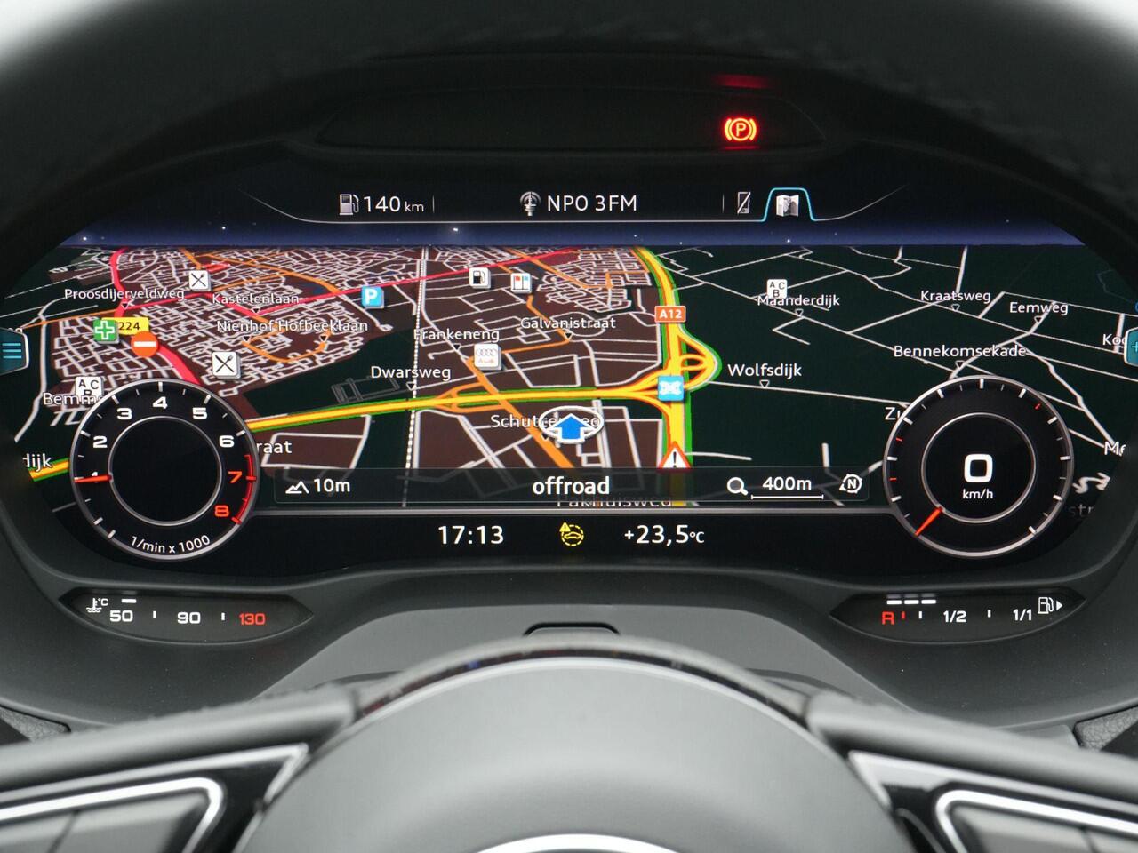 Audi Q2 1.0 30 TFSI 110 pk Advanced edition | Panoramadak | LED koplampen | Achteruitrijcamera | Side Assist | Cruise control | 17 inch