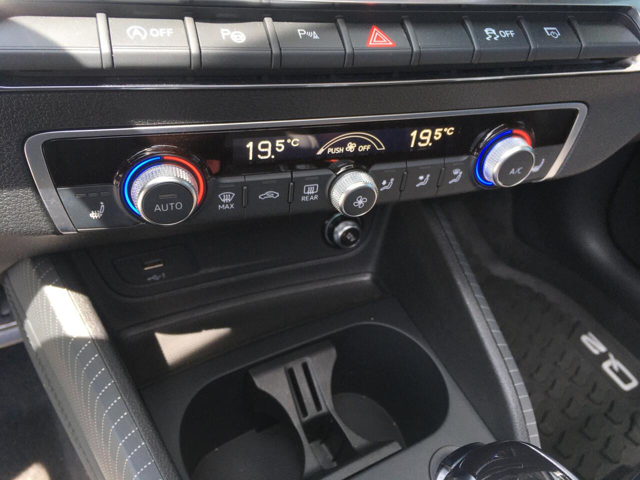 Audi Q2 35 TFSI S-line Black Matrix sfeer Pano