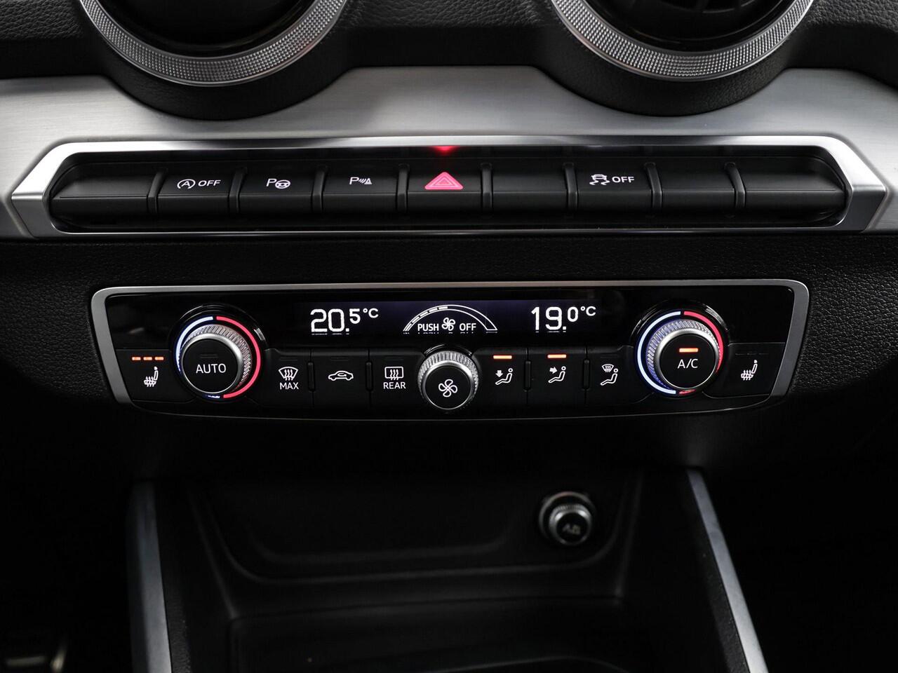 Audi Q2 35 TFSI 150pk S-tronic S Edition · Camera · Apple/Android Car Play · P-Sensoren · Stoelverwarming · 17'' Inch · Garantie t/m 13-07-2029 of 100.000km