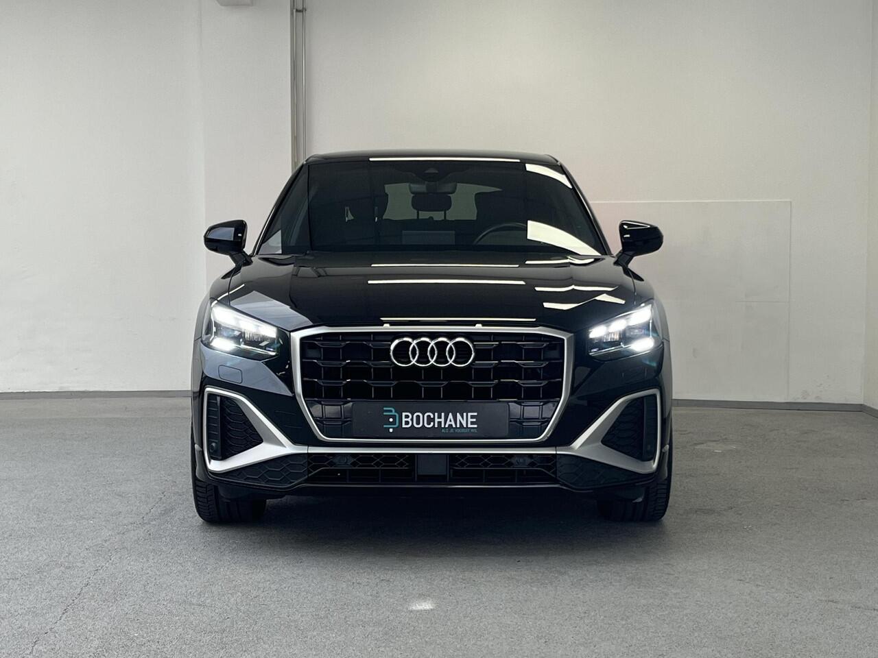 Audi Q2 35 TFSI 3x S-Line | 1e-EIG. | TREKHAAK | CAMERA | CARPLAY | VIRTUAL |