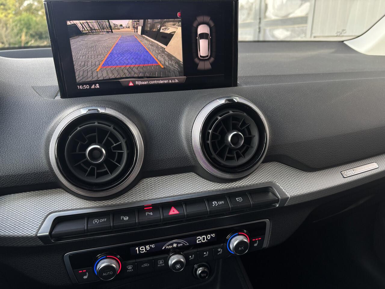 Audi Q2 35 TFSI S-line Black Edition