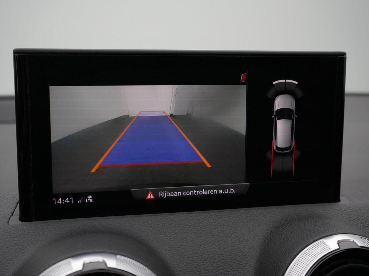 Audi Q2 SQ2 2.0 TFSI 300 pk S-tronic quattro | Panoramadak | Matrix LED | Achteruitrijcamera | Stoelverwarming