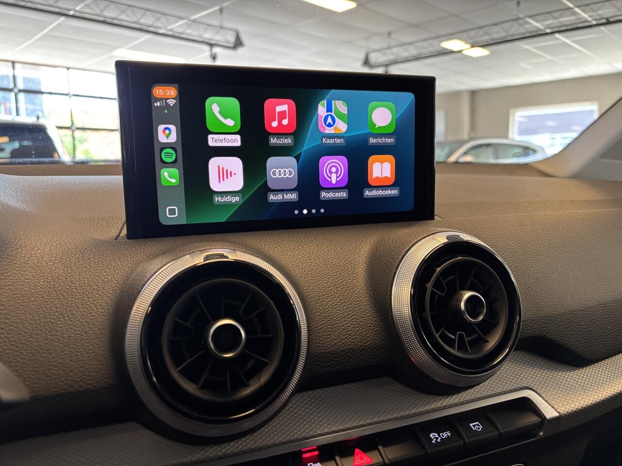 Audi Q2 35 TFSI / Panoramadak / Virtual / LEER - 12 mnd GAR - Dab+ / Apple Carplay / Parkassist / full LED / Camera / MMI Touch / Navi - Elek achterklep -