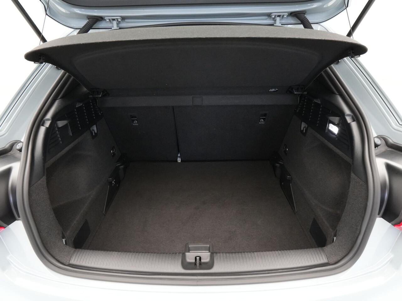 Audi Q2 35 150pk S-line Navigatie Matrix Virtual Cockpit