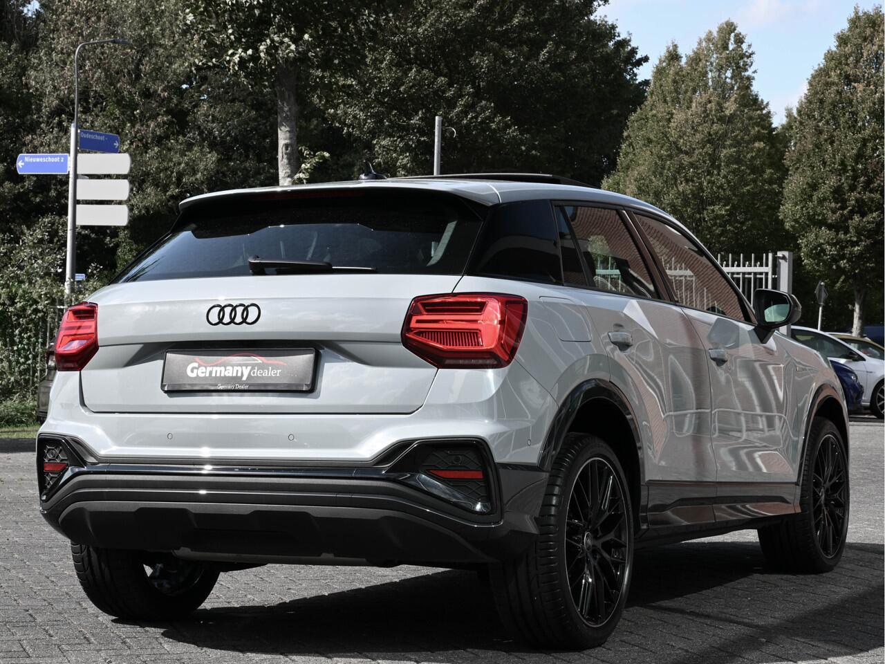 Audi Q2 35TFSI 150pk S-Line Pfeilgrau Pano B&O ACC Leder Virtual Matrix Camera 19-Inch