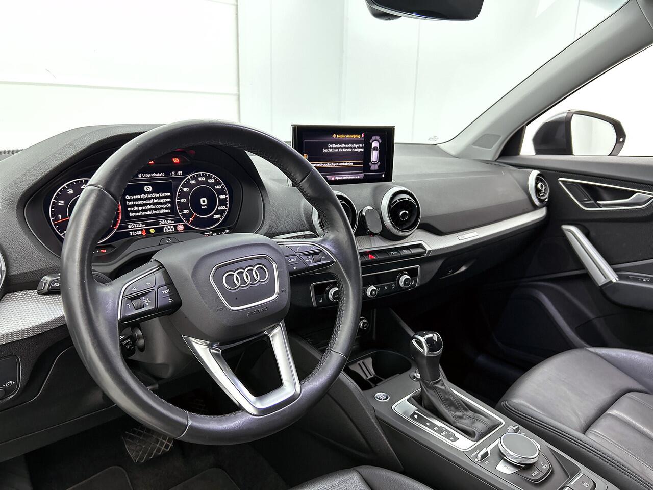 Audi Q2 35 TFSI S-Edition | Leder | Trekhaak |