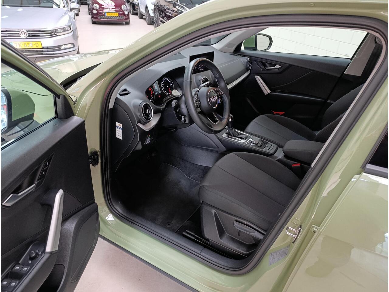 Audi Q2 35 TFSI Pro Line Automatische airco | Parkeersensoren achter | LED koplampen | Automaat