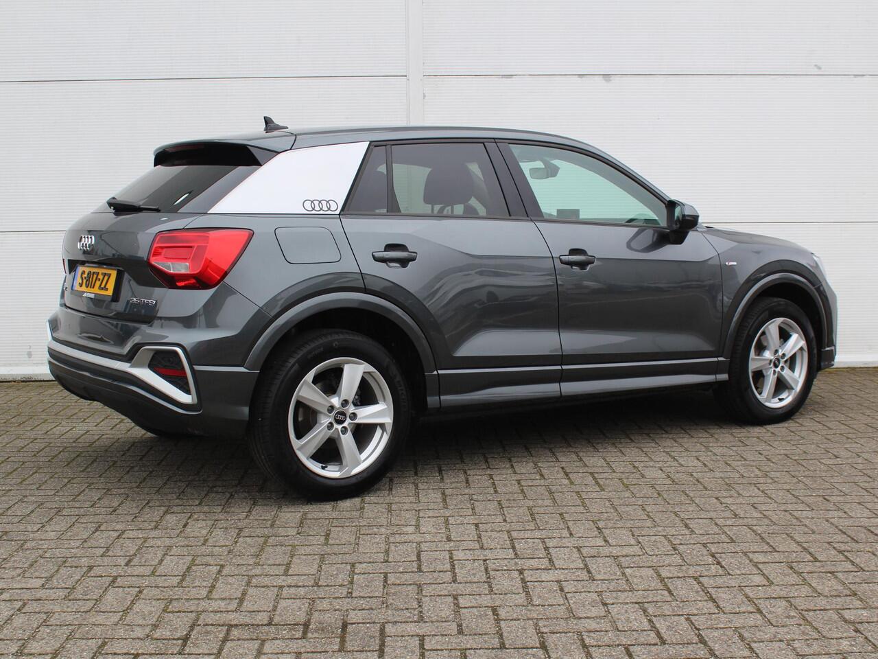 Audi Q2 35 TFSI S Edition Automaat / 1500KG Trekgewicht / S-Line / Navigatie + Apple Carplay/Android Auto / Cruise Control / Climate Control / Stoelverwarming Voor / Bluetooth /