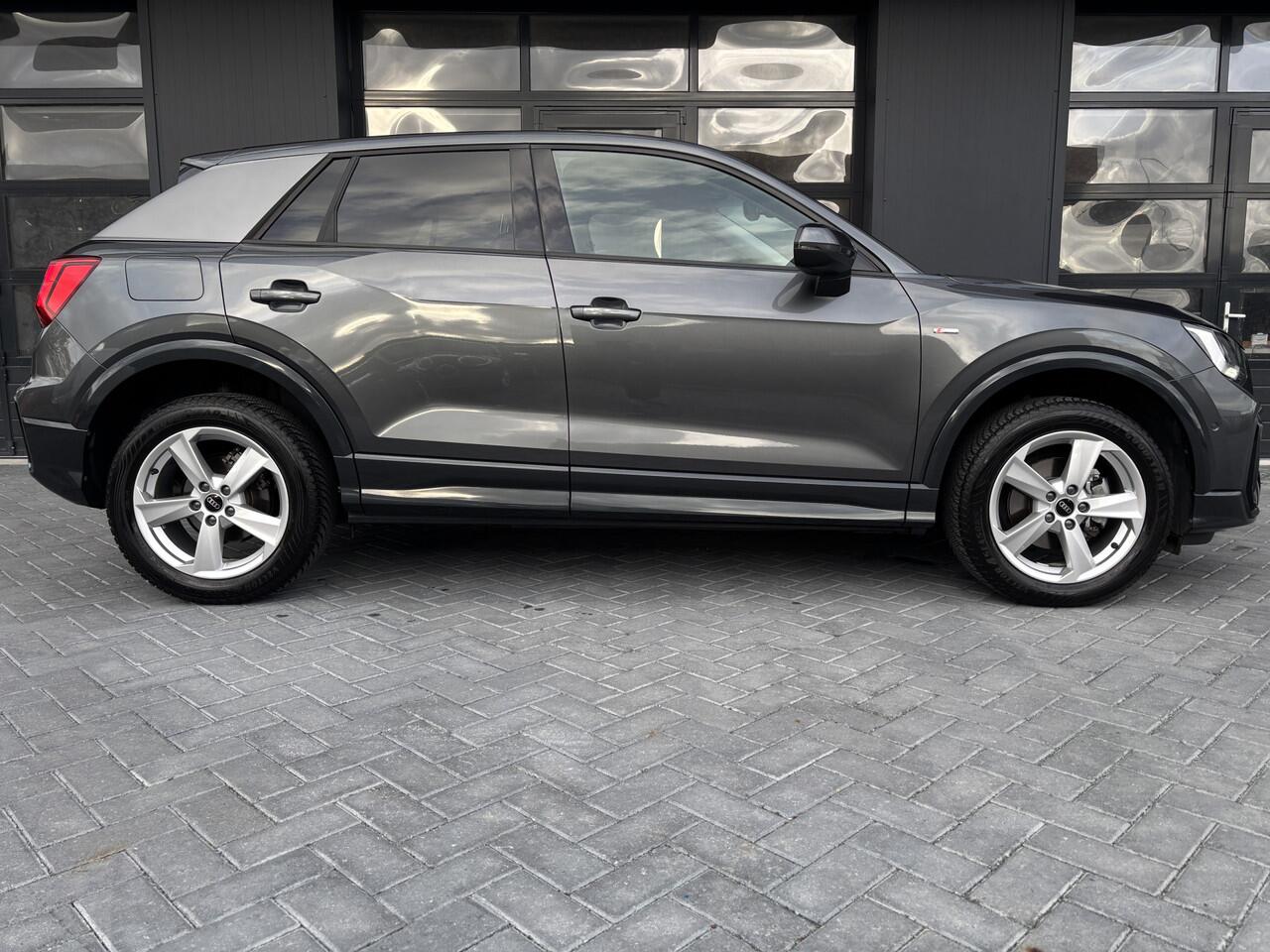 Audi Q2 35 TFSI S-line Black Edition