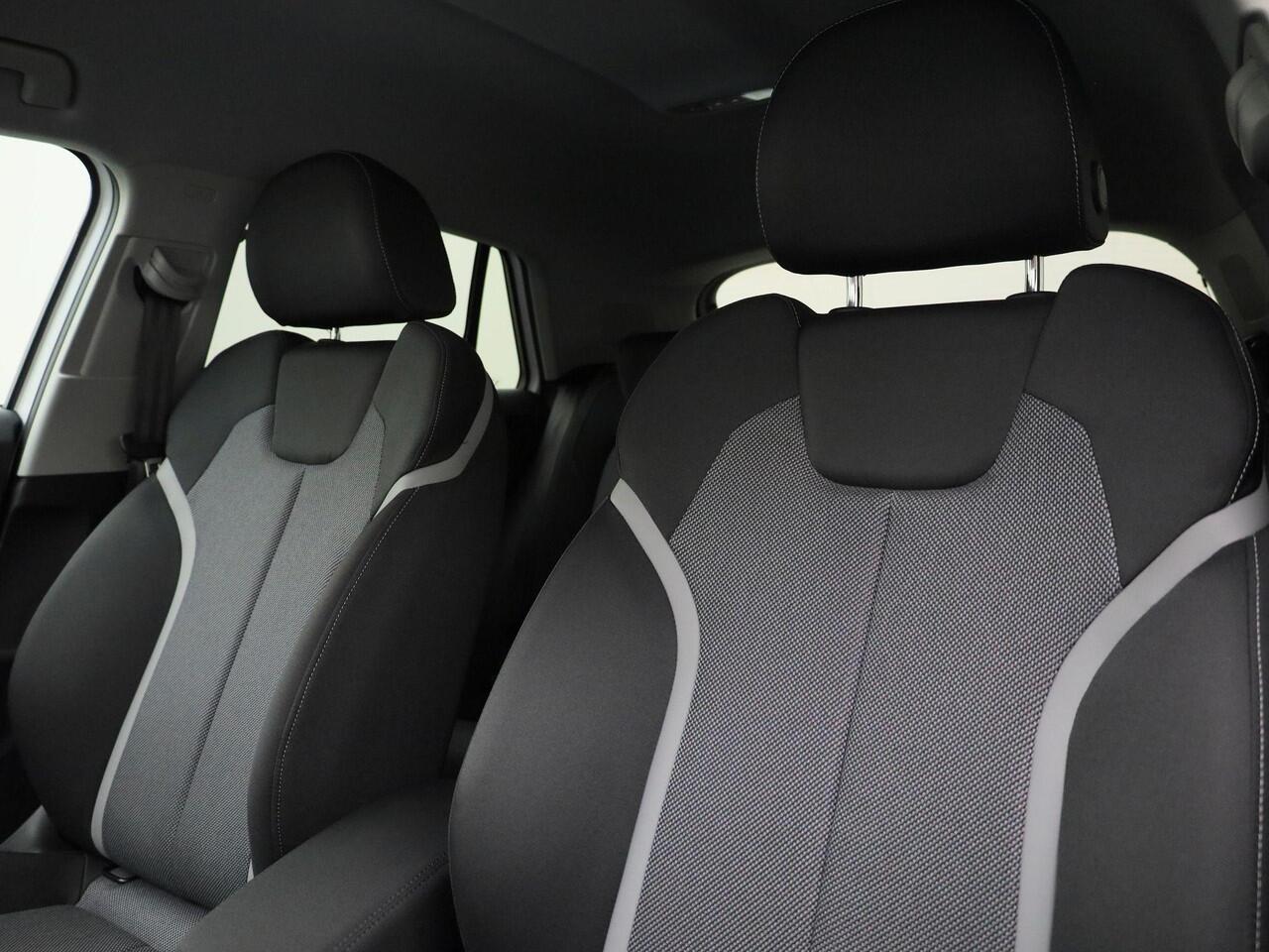 Audi Q2 35 TFSI/150PK Advanced edition · Apple/Android Car Play · Navigatie · Camera + Parkeersensoren · LED