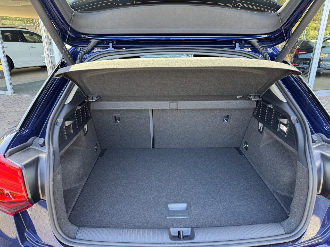 Audi Q2 35 TFSI S Edition Facelift | 18"| LED | ACC