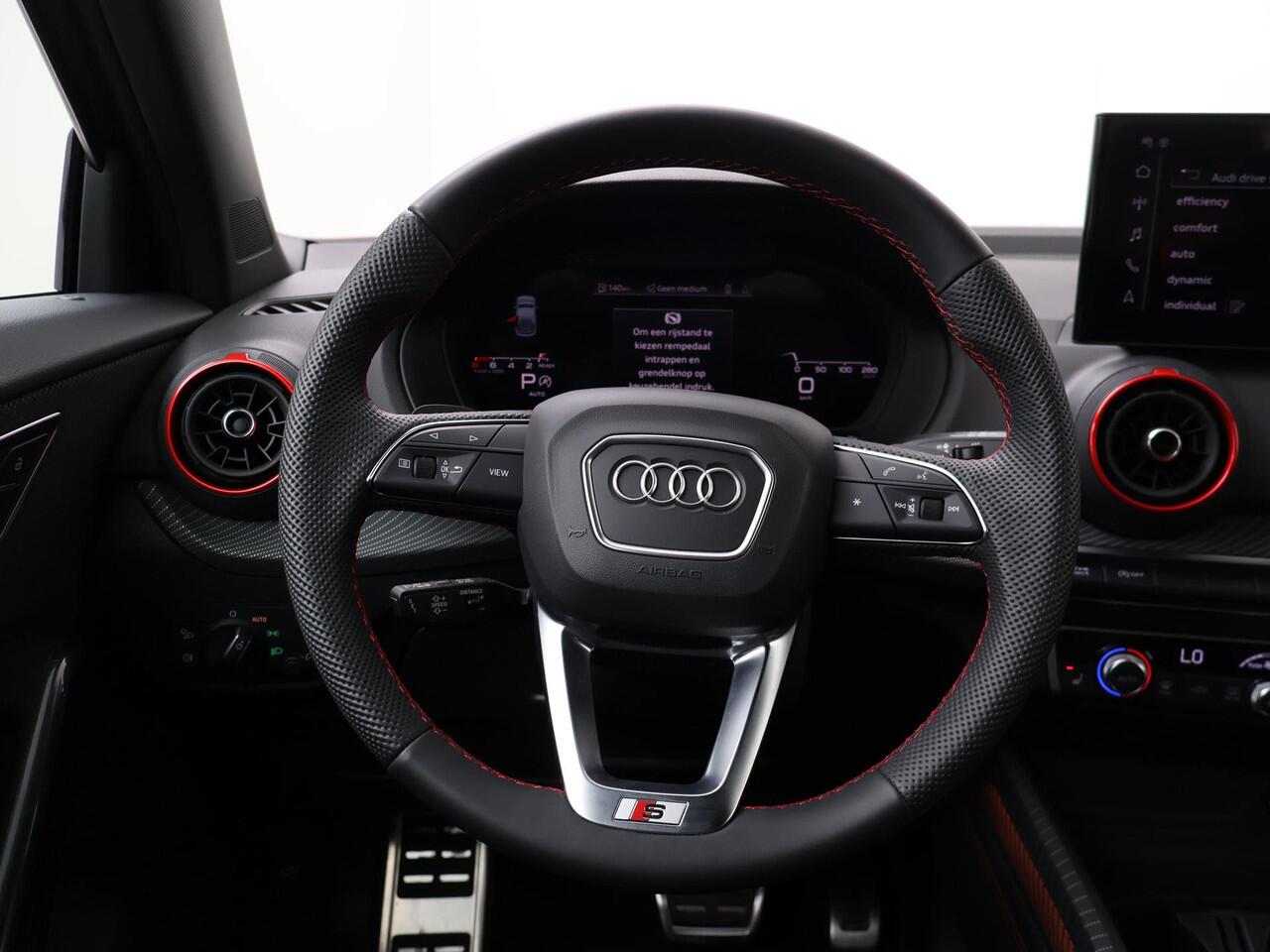 Audi Q2 35 TFSI S Edition | 150 PK | Automaat | Trekhaak | Matrix LED koplampen | S Line |