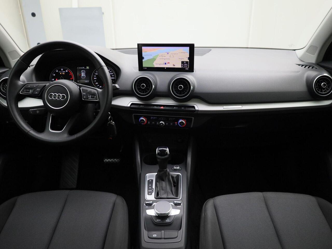 Audi Q2 35 TFSI/150PK Pro Line · Navigatie · Parkeersensoren · Navigatie · App connect