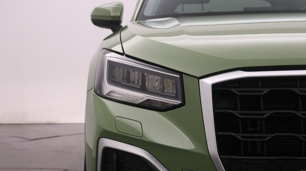 Audi Q2 30 TFSI Advanced edition | Camera | PDC v+a | 18" LMV |