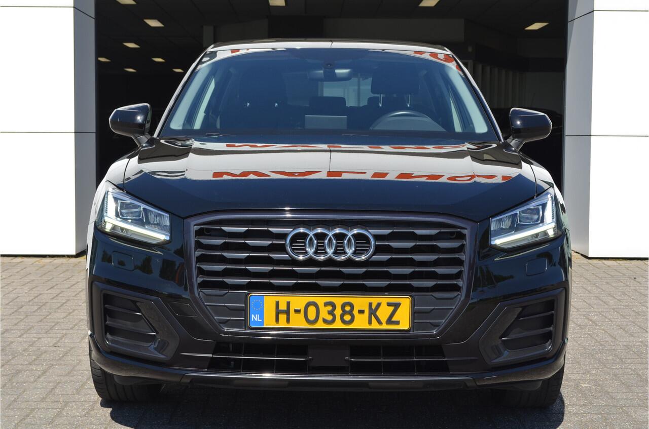 Audi Q2 30 TFSI epic LED koplampen | Carplay | NL auto | Climate