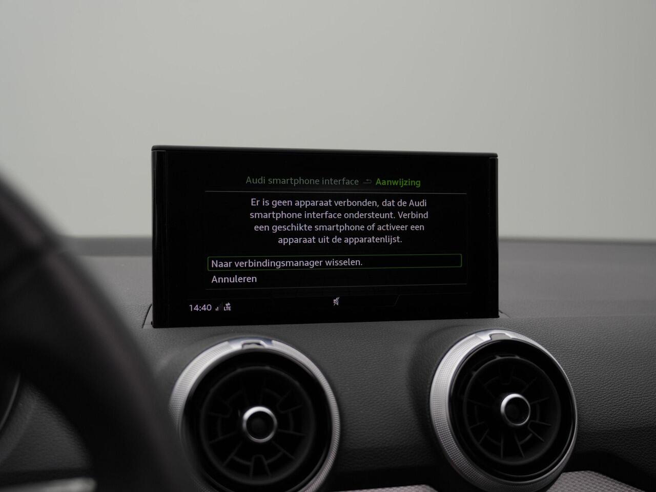 Audi Q2 35 TFSI 150 pk S-tronic Advanced edition | Panoramadak | Achteruitrijcamera | Navigatie | Stoelverwarming