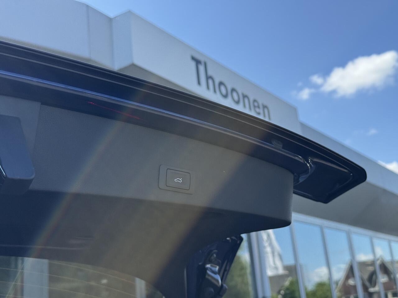 Audi Q2 35 TFSI S Edition Facelift | 18"| LED | ACC