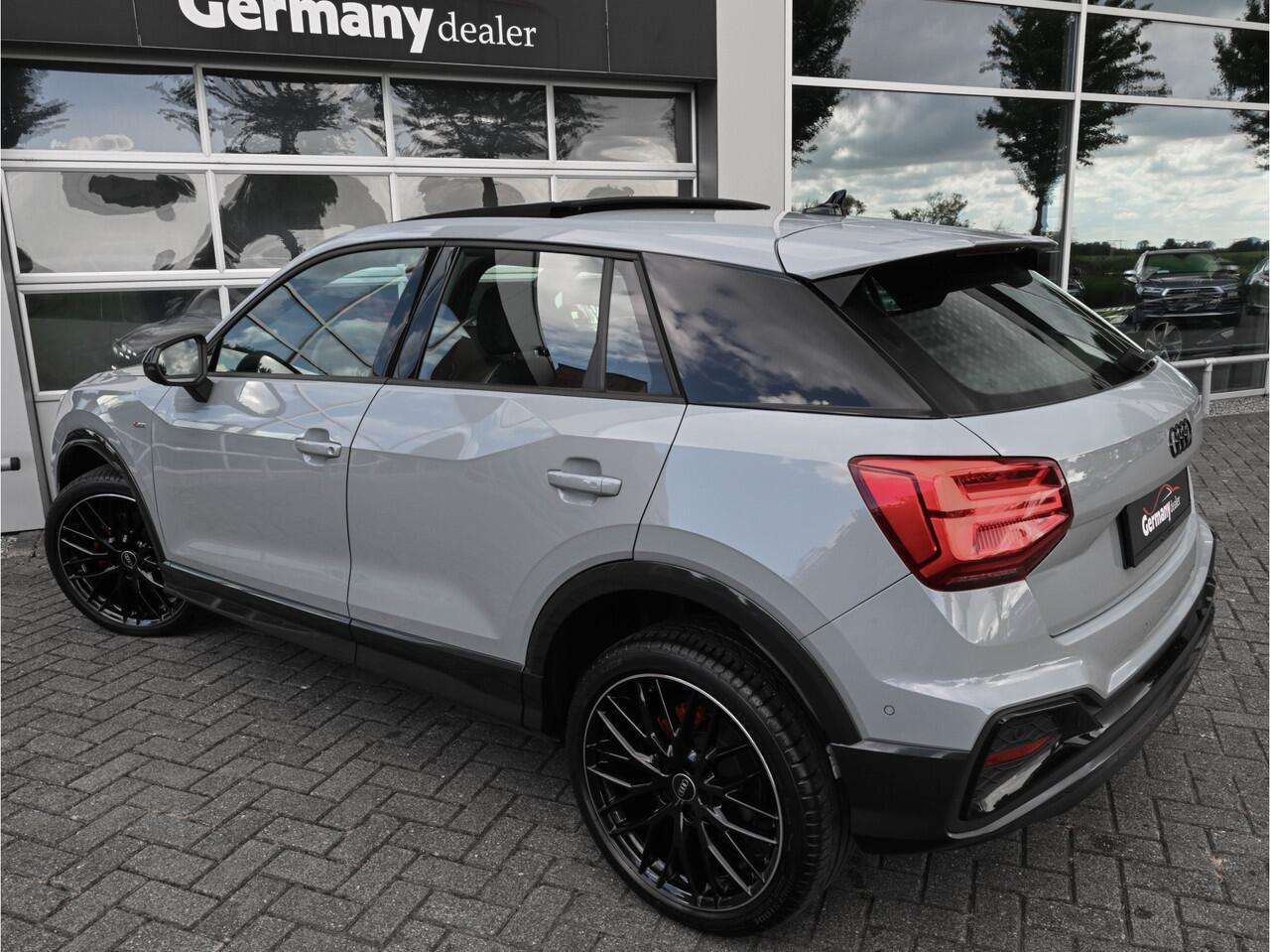 Audi Q2 35TFSI 150pk S-Line Pfeilgrau Pano B&O ACC Leder Virtual Matrix Camera 19-Inch